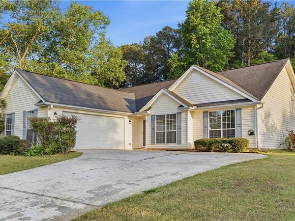 165 The Falls Boulevard , Covington, GA 30016