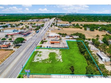 8520 S Lancaster Road, Dallas, TX 75241