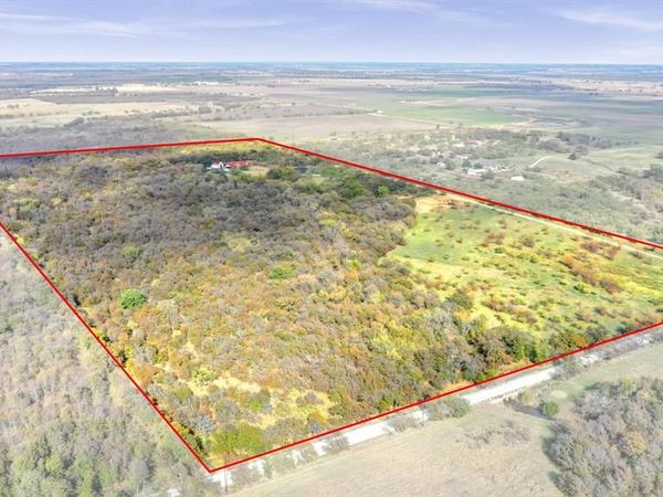 14771 Shearer Road , Pilot Point, TX 76258