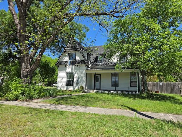 515 Bosque , Meridian, TX 76665