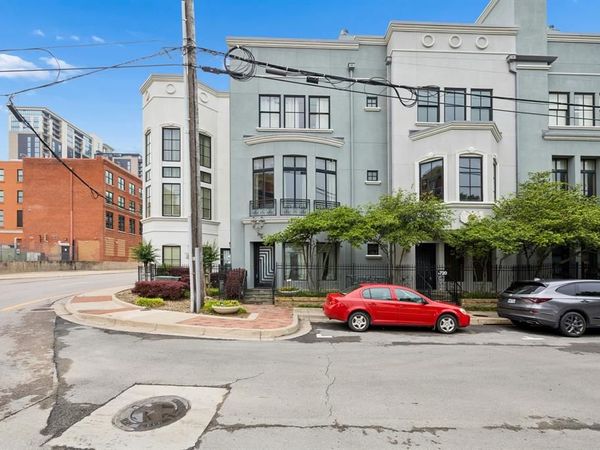 724 Grove Street , Fort Worth, TX 76102