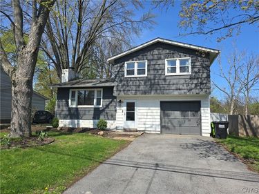 107 Harding Ave N, Liverpool, NY 13088
