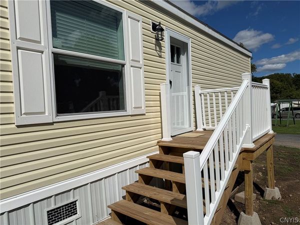 313 Roling Hills Mobile Home Park NY 5, Elbridge, NY 13060