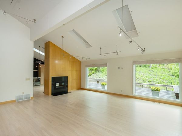 3022 Fox Run, Des Moines, IA 50321