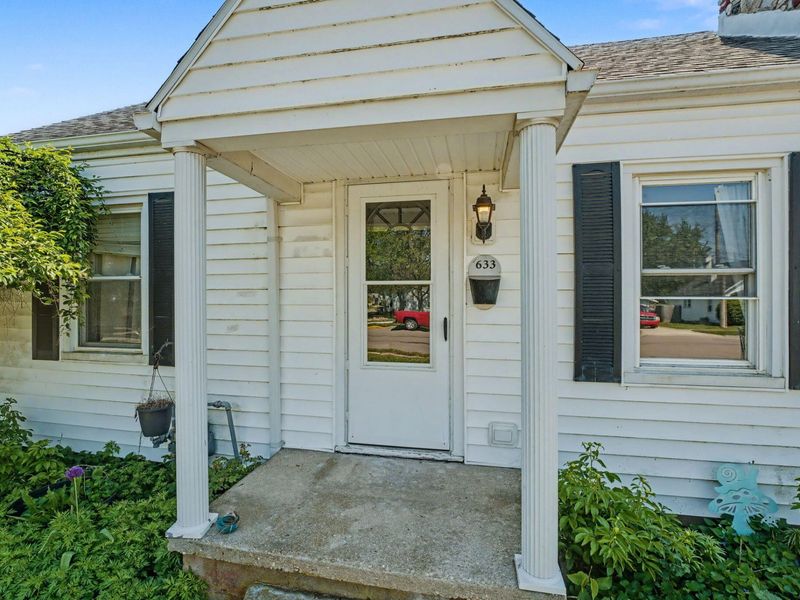 633 Floral Avenue, Troy, OH 45373 Photo 6