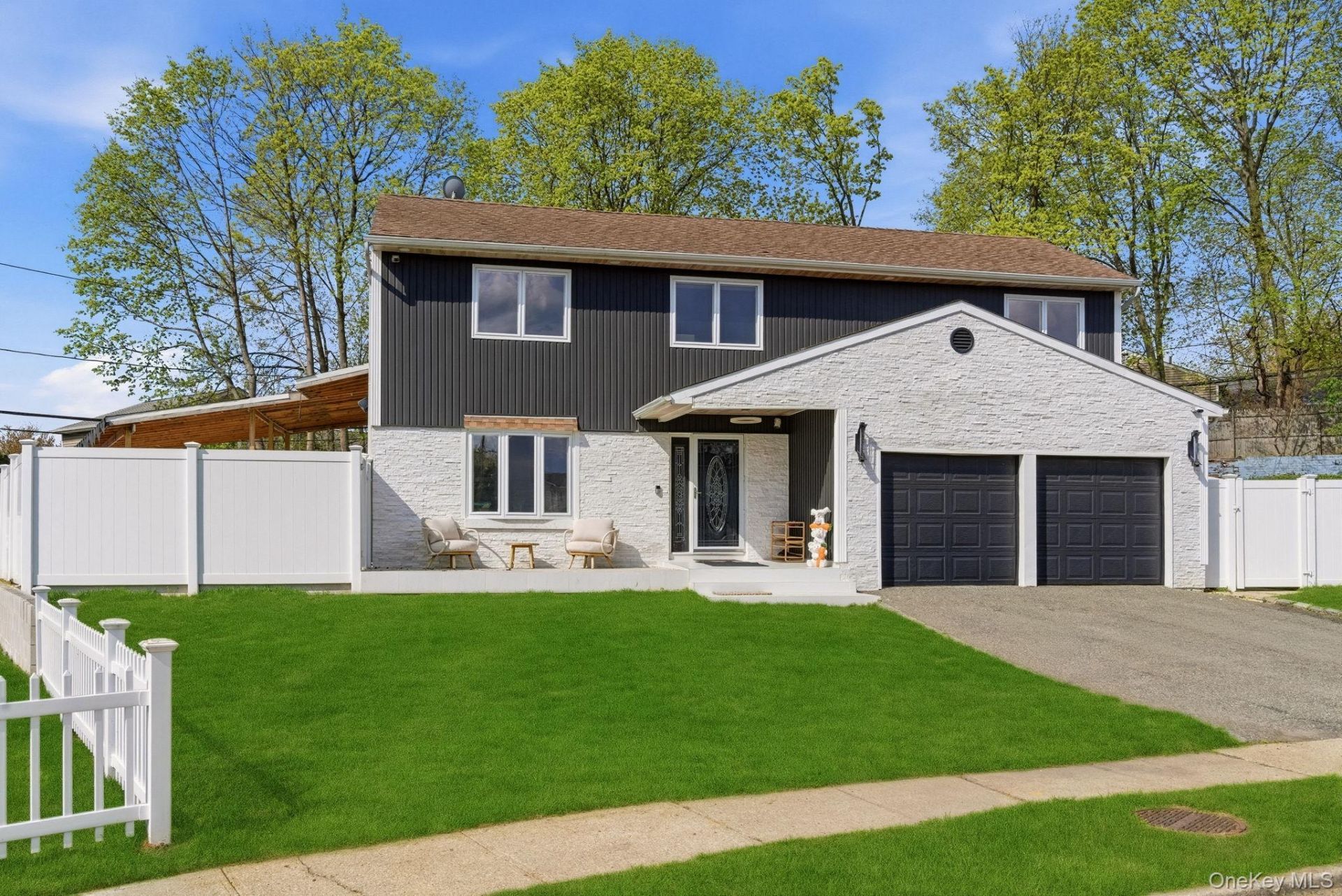 3 Rustic Court, Plainview, NY 11803 Main Photo