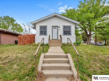4548 Lowell Avenue , Lincoln, NE 68506