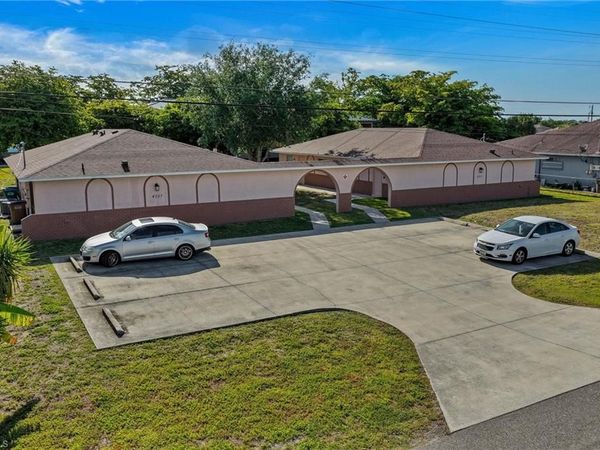 4307 SW Santa Barbara PL, Unit 1, CAPE CORAL, FL 33914