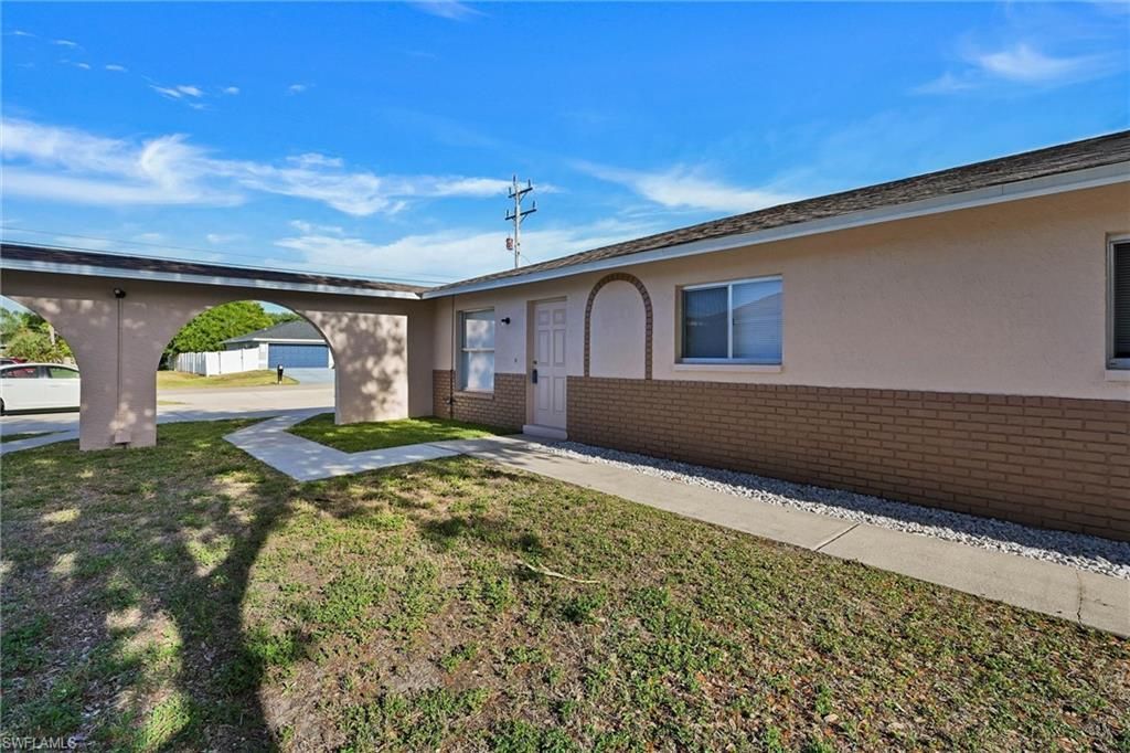 4307 SW Santa Barbara Pl, Unit 1, Cape Coral, FL 33914 Photo