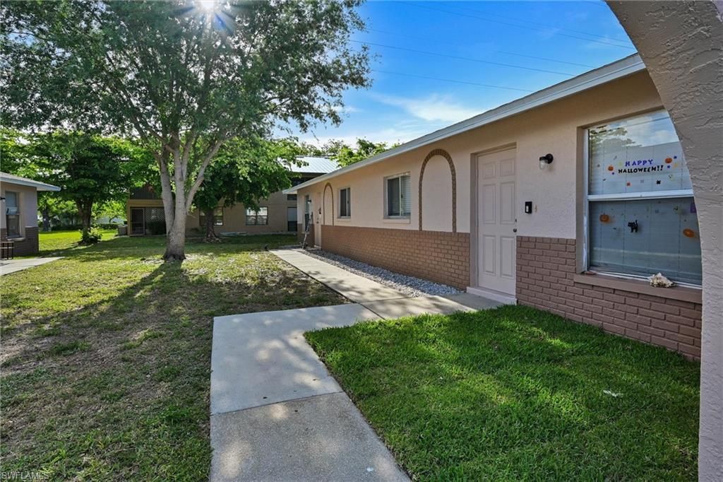 4307 SW Santa Barbara Pl, Unit 1, Cape Coral, FL 33914 Photo