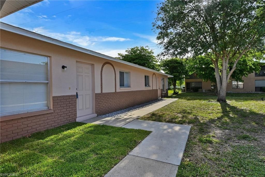 4307 SW Santa Barbara Pl, Unit 1, Cape Coral, FL 33914 Photo