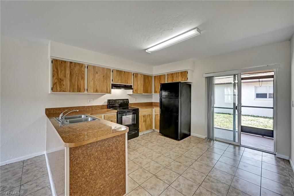 4307 SW Santa Barbara Pl, Unit 1, Cape Coral, FL 33914 Photo