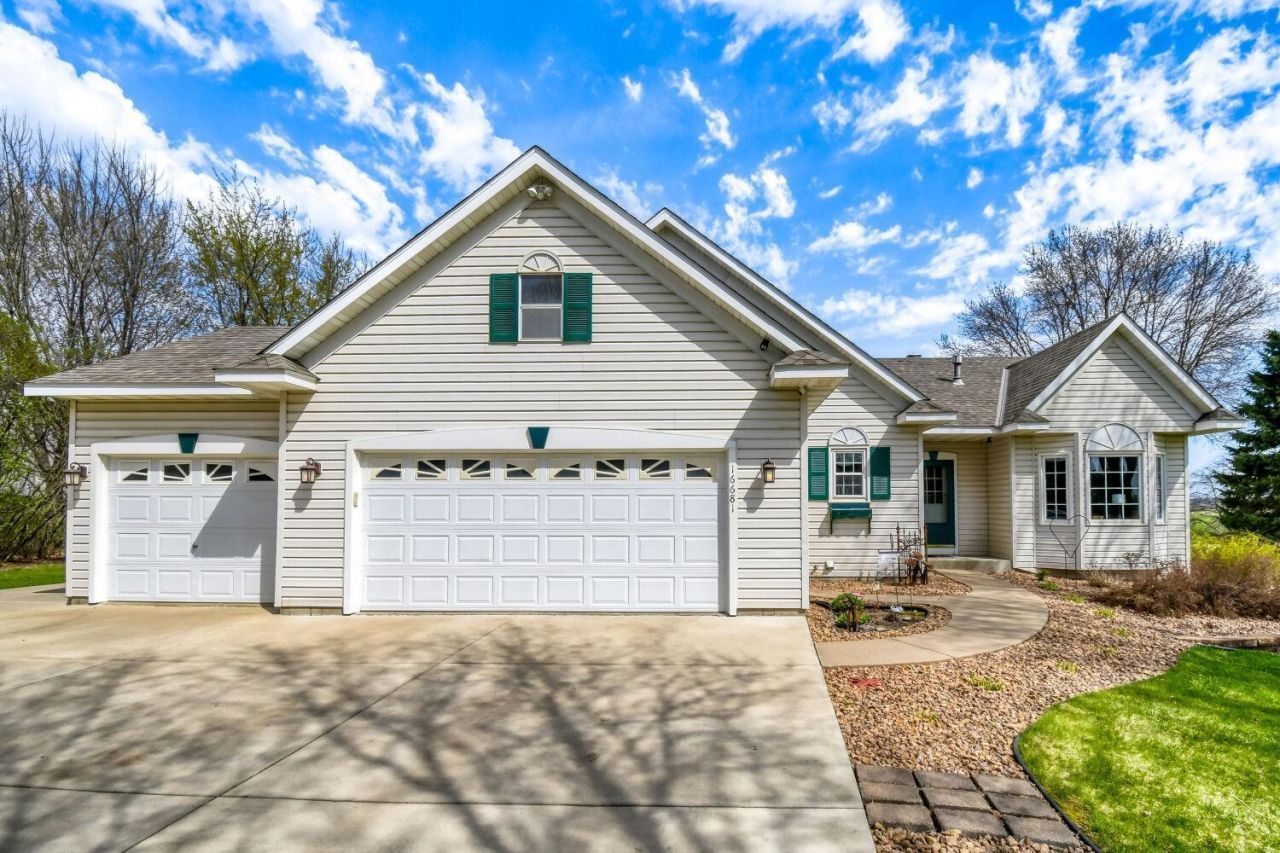 16681 185th Street E, Hastings, MN 55033