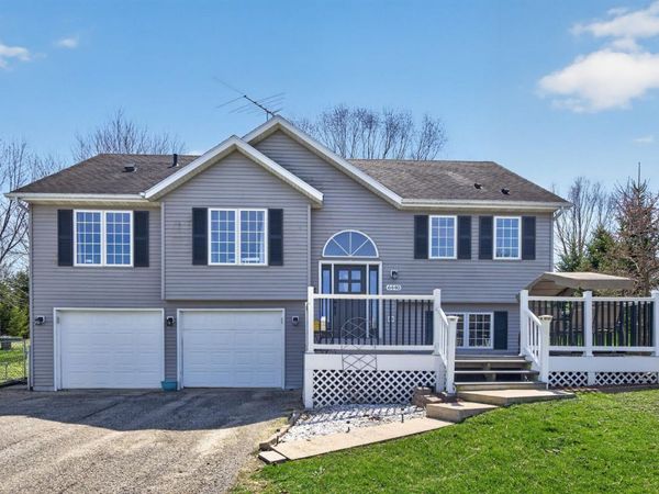 6440 Pagel Lane SE, Rochester, MN 55904