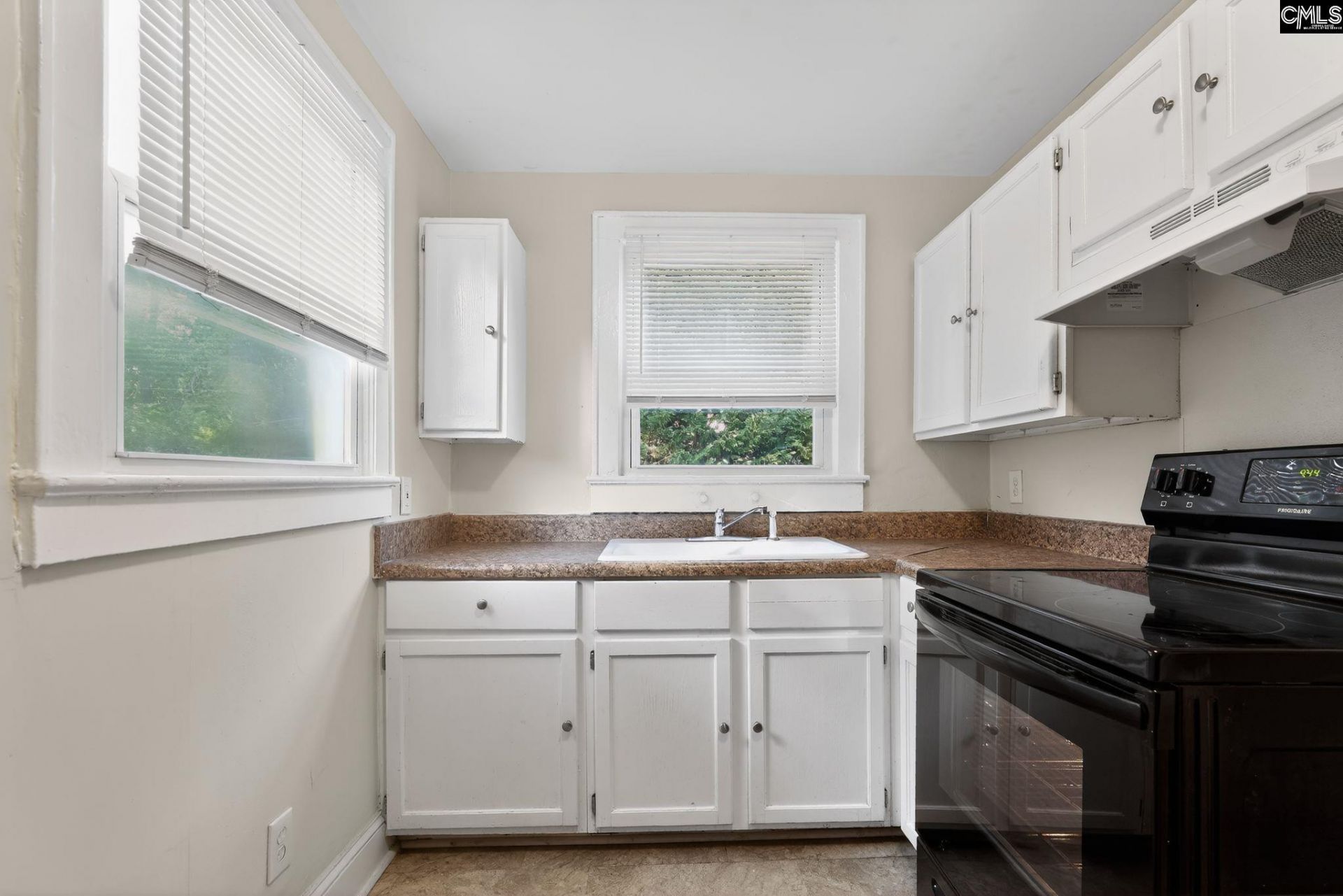 762 N Liberty Lane  Photo 21