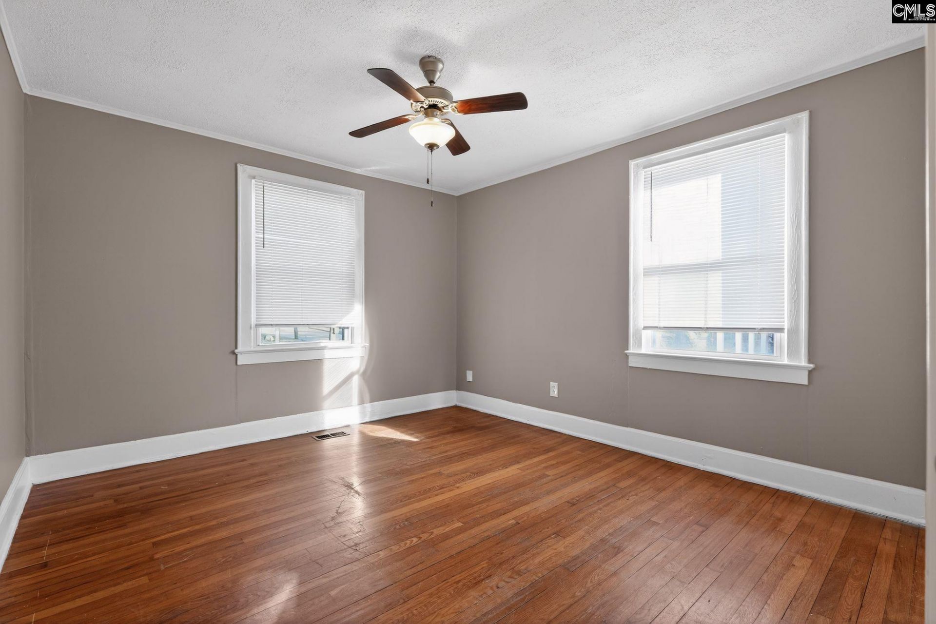 762 N Liberty Lane  Photo 24