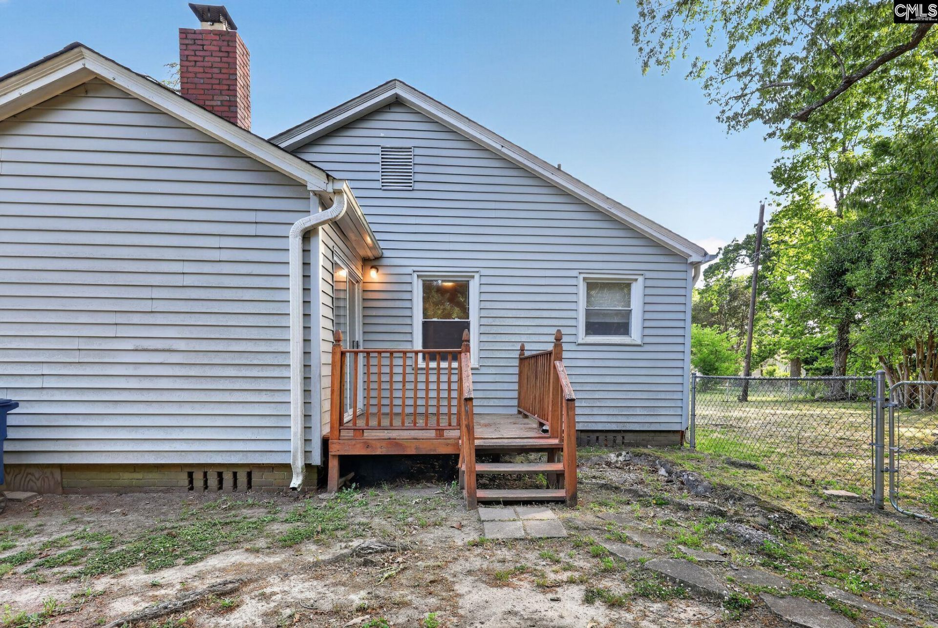 762 N Liberty Lane  Photo 5