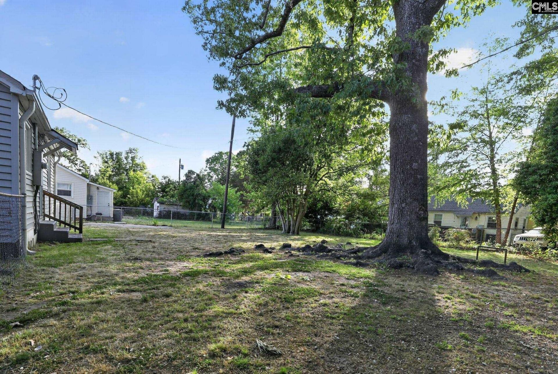 762 N Liberty Lane  Photo 9