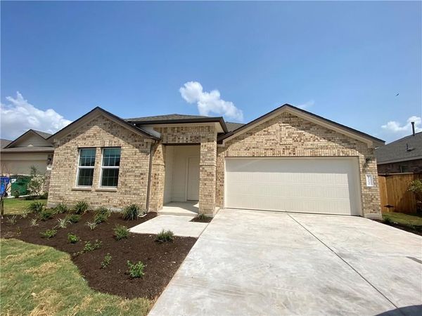 122 Isaac Millsaps TRL, Bastrop, TX 78602