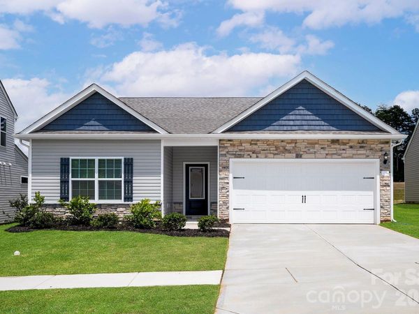 6619 Fairford Drive, Charlotte, NC 28215