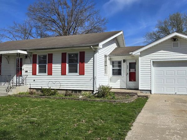 604 N Iowa Street, Charles City, IA 50616