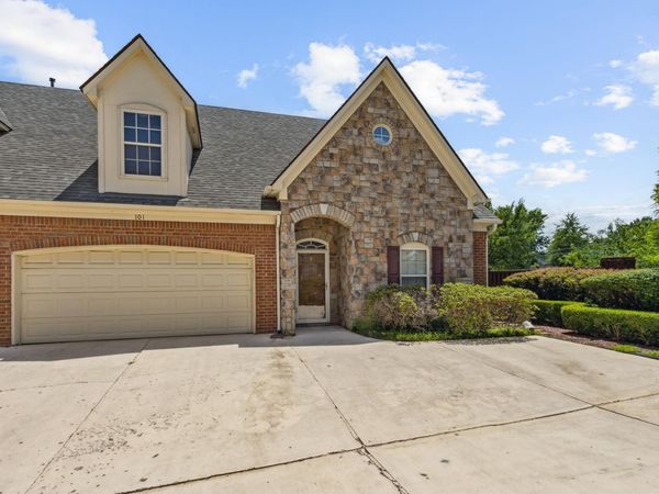 1595 DEXTER GROVE CT, Unit 101, Cordova, TN 38016