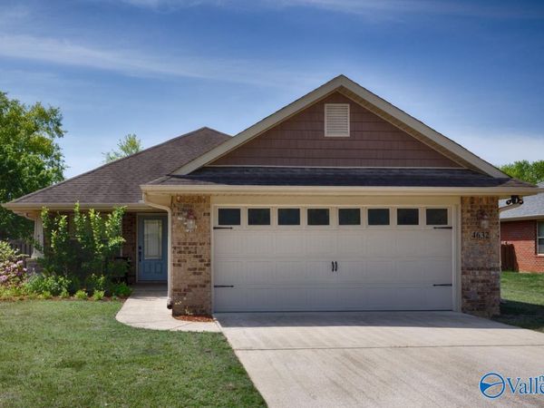 4632 Carrington Blvd, Owens Cross Roads, AL 35763