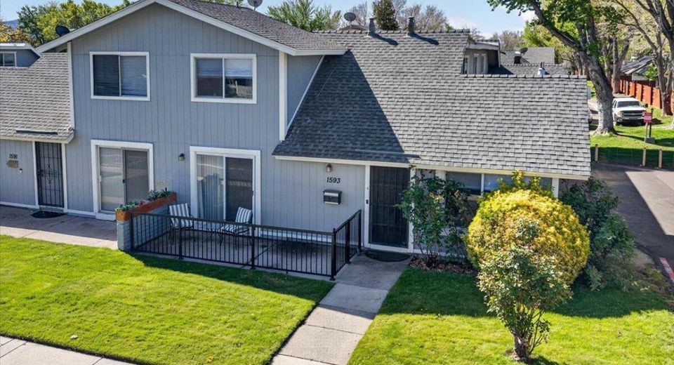 1593 York Way, Sparks, NV 89431 Photo