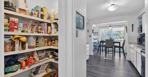 1593 York Way, Sparks, NV 89431 Photo