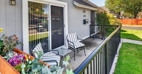 1593 York Way, Sparks, NV 89431 Photo