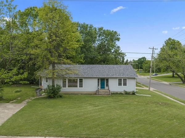 285 Ash Street , Lebanon, MO 65536