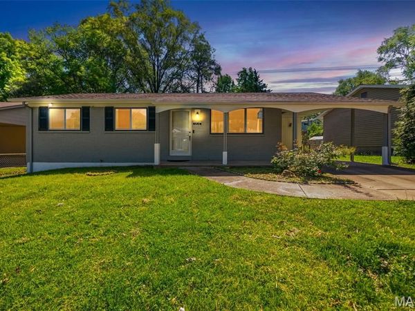 1816 Schulte Hill Drive, Maryland Heights, MO 63043