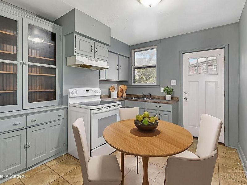 2886 Shaffer Avenue, Cincinnati, OH 45211 Photo 18