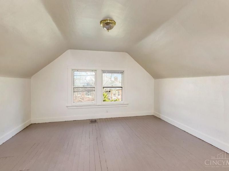 2886 Shaffer Avenue, Cincinnati, OH 45211 Photo 32