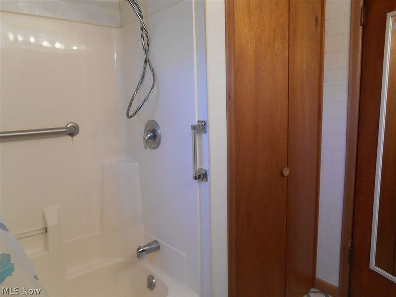 5845 Woodman Avenue, Ashtabula, OH 44004 Photo 16