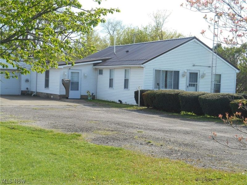 5845 Woodman Avenue, Ashtabula, OH 44004 Photo 4