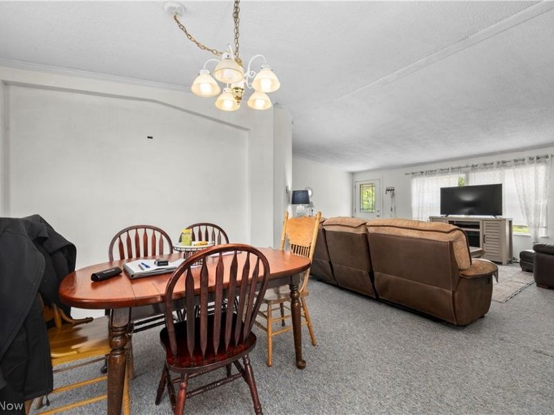 69 Mirage Avenue, Amherst, OH 44001 Photo 11