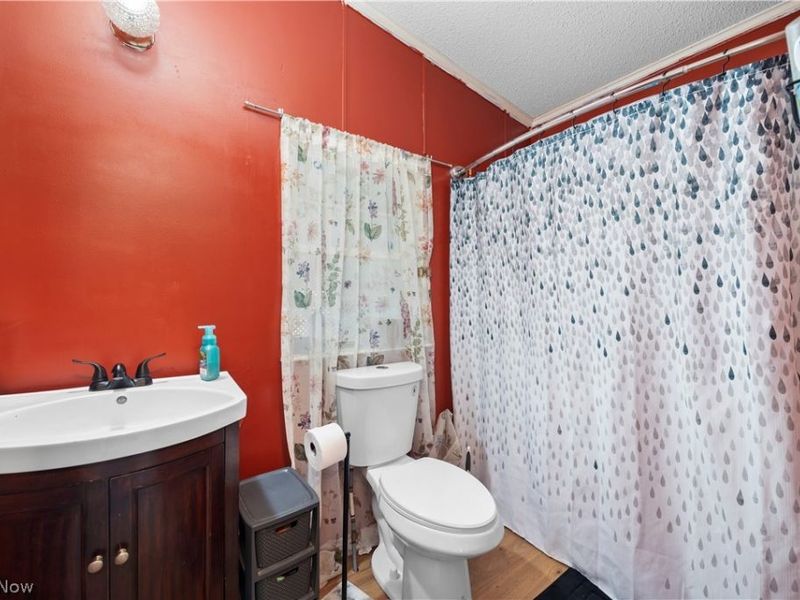 69 Mirage Avenue, Amherst, OH 44001 Photo 25