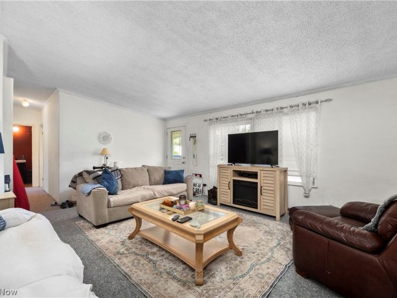 69 Mirage Avenue, Amherst, OH 44001 Photo 7