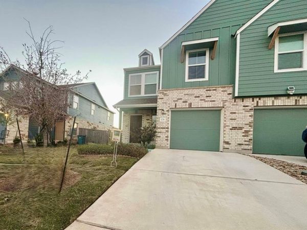 176 Andross LN, Bastrop, TX 78602