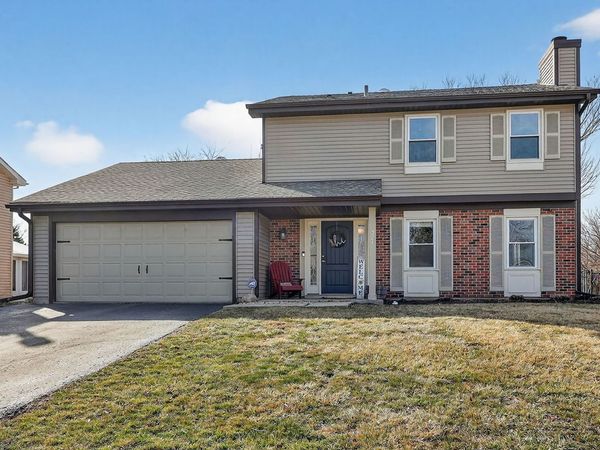 321 Lakeside Drive , Bolingbrook, IL 60440