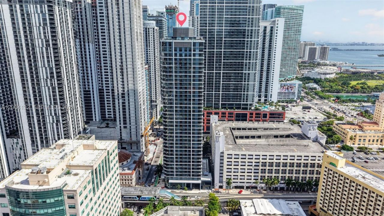 121 NE 5th Steet, Unit 3313, Miami, FL 33132 Photo