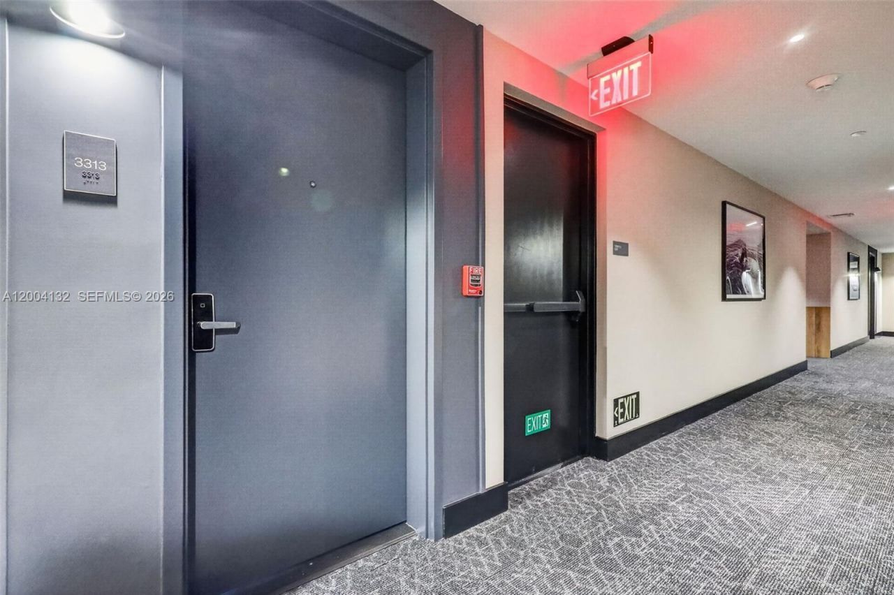 121 NE 5th Steet, Unit 3313, Miami, FL 33132 Photo