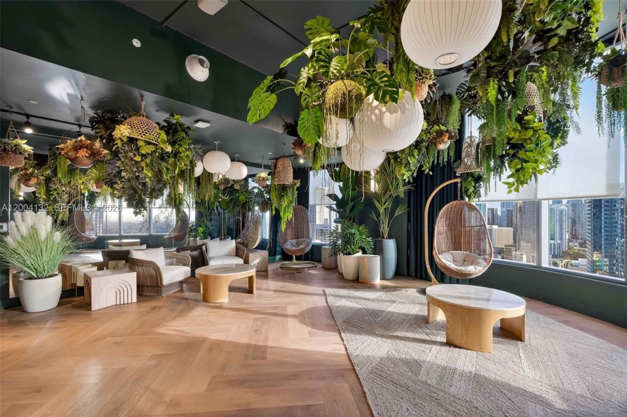 121 NE 5th Steet, Unit 3313, Miami, FL 33132 Photo