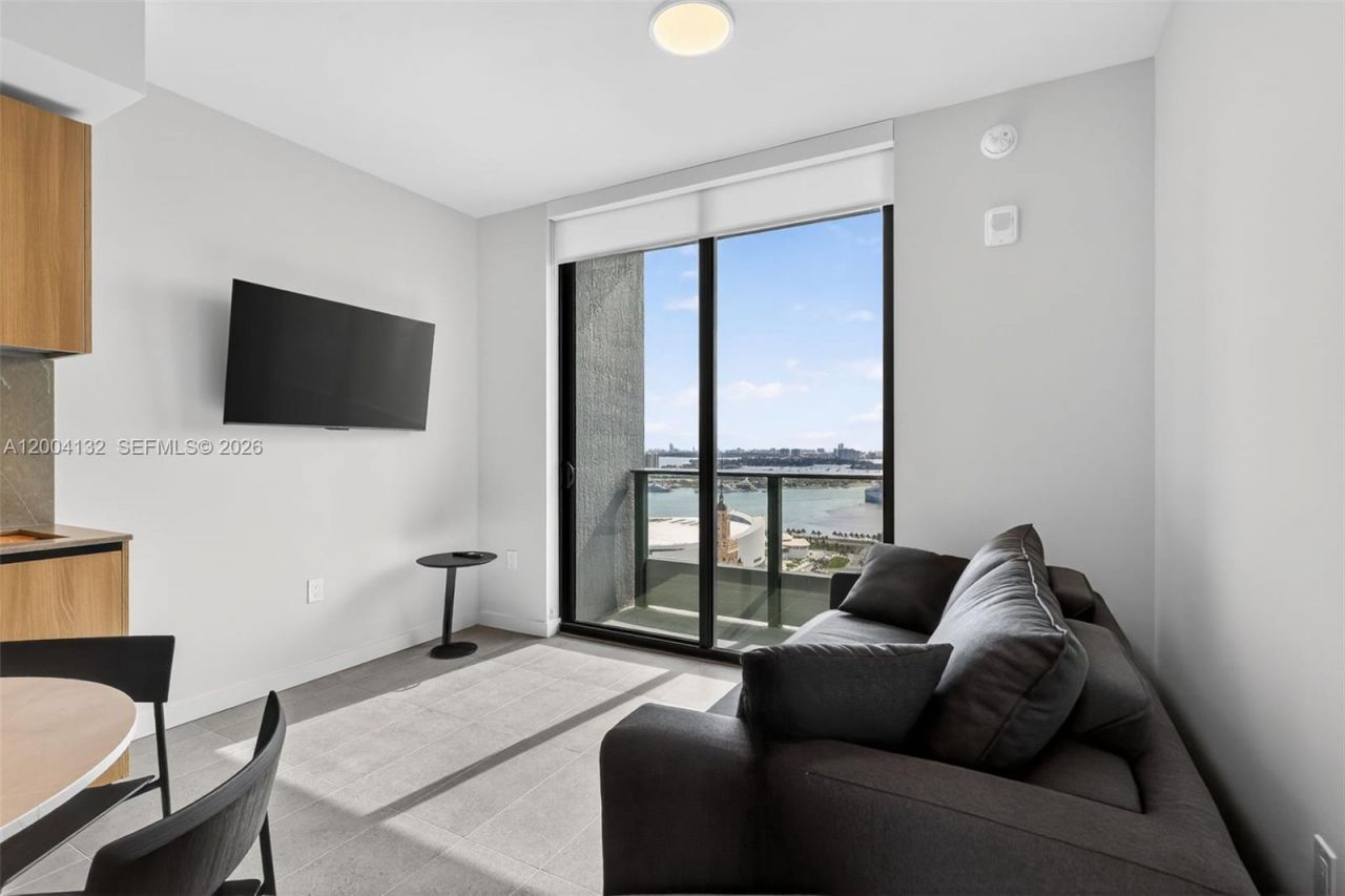 121 NE 5th Steet, Unit 3313, Miami, FL 33132 Photo