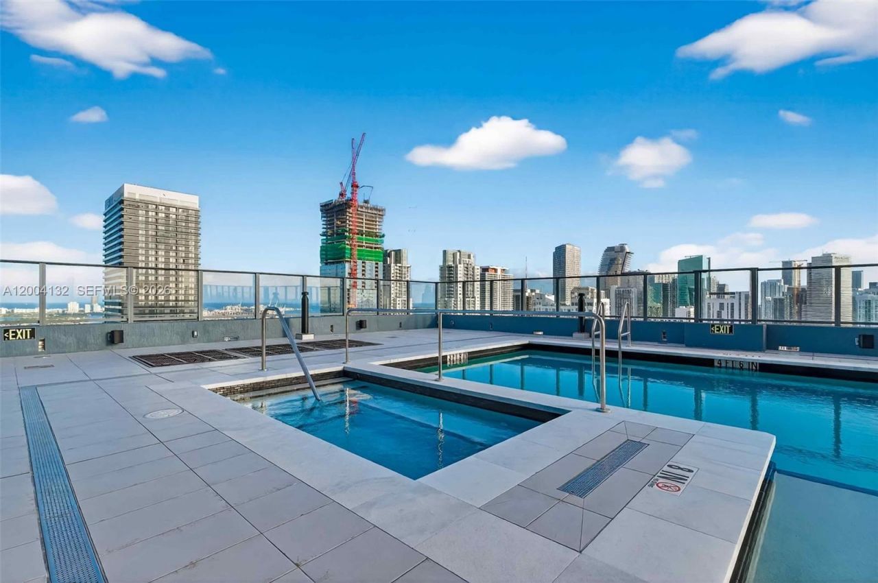 121 NE 5th Steet, Unit 3313, Miami, FL 33132 Photo