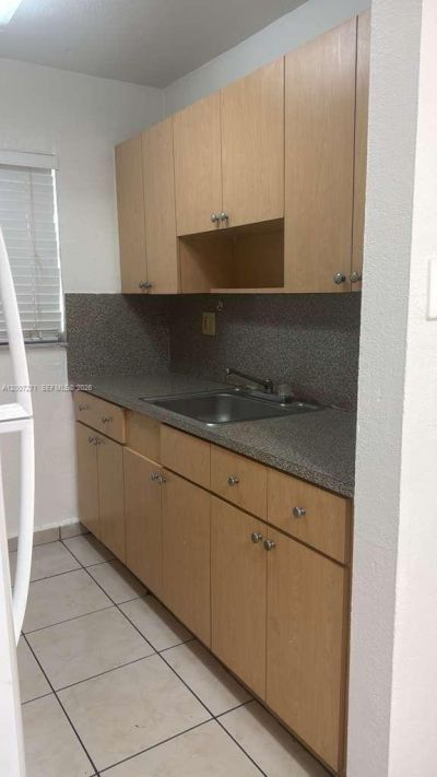 1655 W 44th Pl, Unit 451, Hialeah, FL 33012 Photo