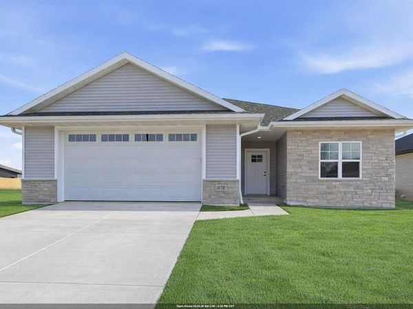 1272 AUTUMN FIELD LANE, De Pere, WI 54115