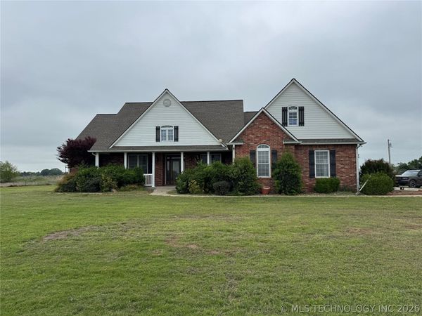 7214 E 132nd Road , Holdenville, OK 74848