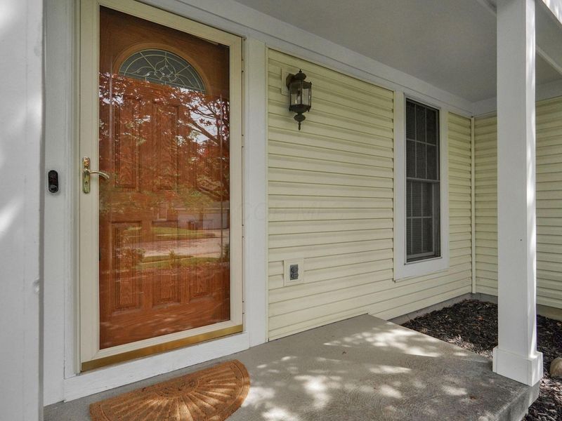 7784 Leaview Drive, Columbus, OH 43235 Photo 6